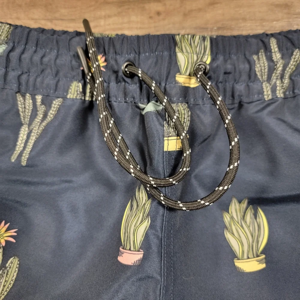 Aeropostale Cacti Kickback Jogger Shorts Board Shorts Swim Trunks Cactus Medium
